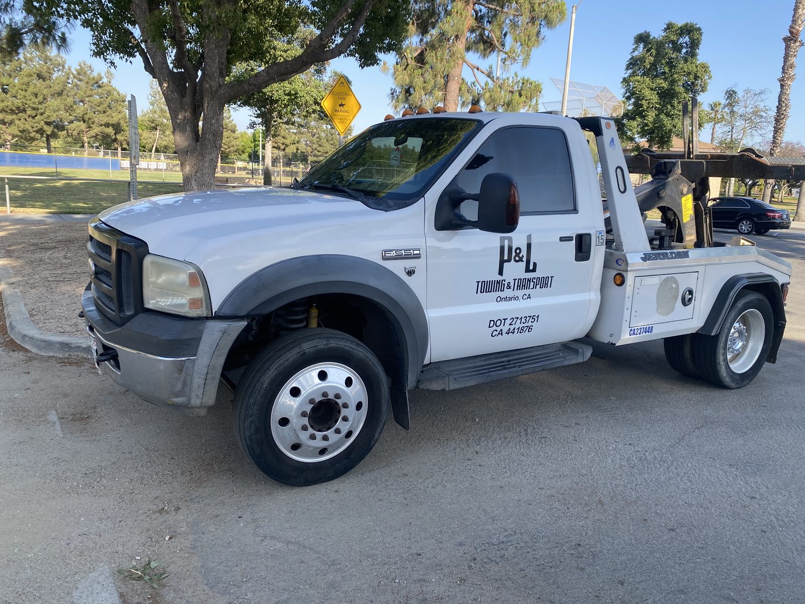 P&L Towing & Transport tow truck in Ontario, CA